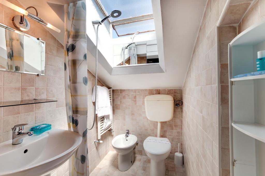 Ca' Badoer Attic Apartment Венеция Екстериор снимка